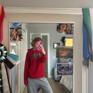 Champion Red Georgia Bulldogs Hoodie size Large fits oversized so comfy and cute